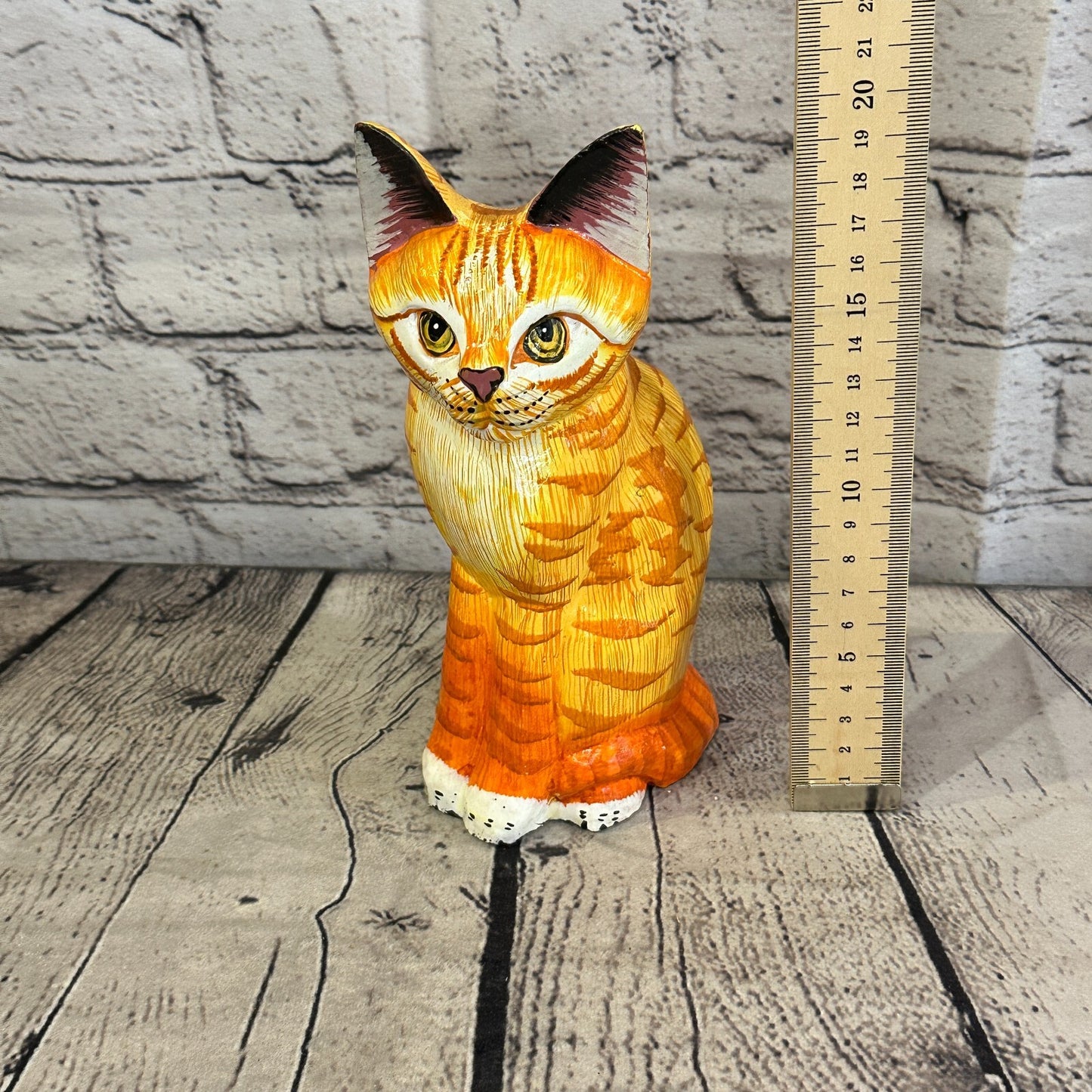 20cm x 10cm Orange Tabby Sitting Style Painted Wooden Hand Carved Cat Wooden