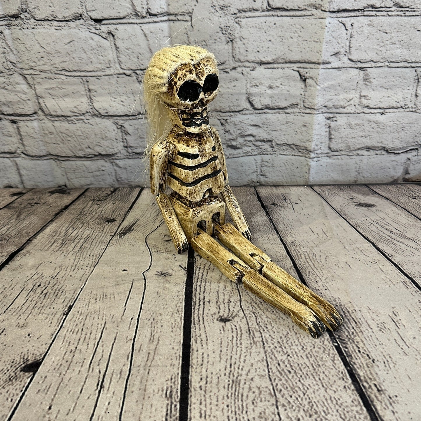 20cm Shabby Skeleton White Hair Animal Wooden Shelf Ornament Handmade Fairtrade