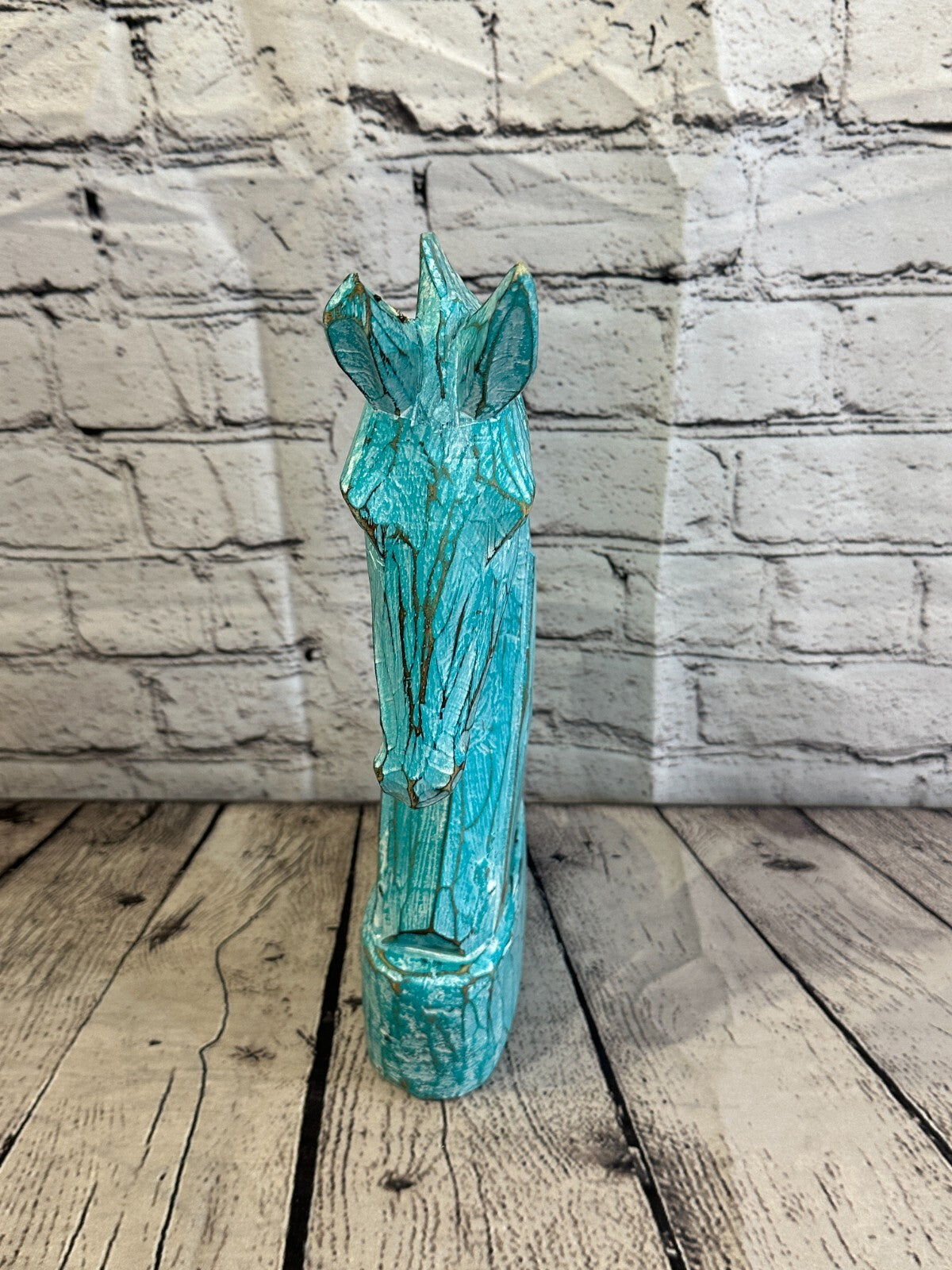 Green Wooden 30cm x 18cm Horse Head Bust Hand Carved Wood Sculpture