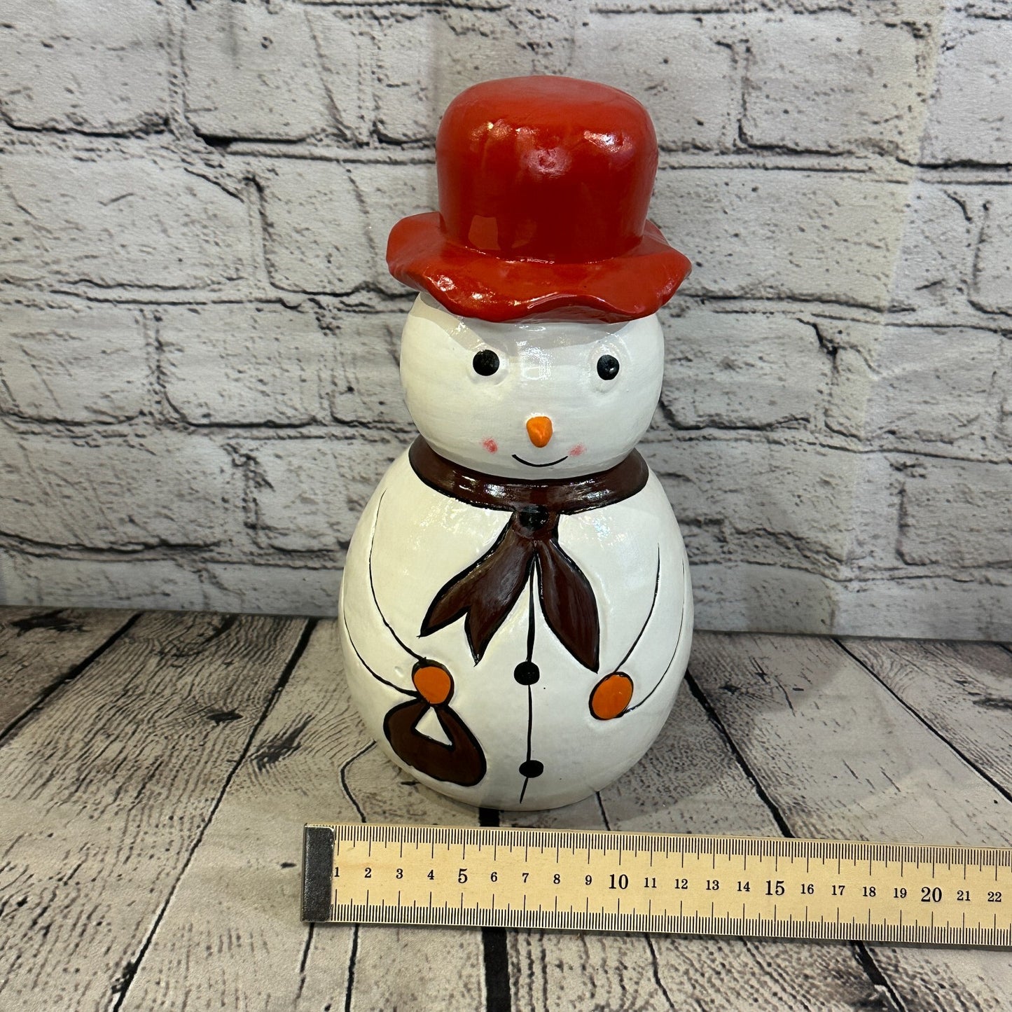 25cm x 12cm Red Top Hat Snowman Handcrafted Wood Xmas Christmas Ornament