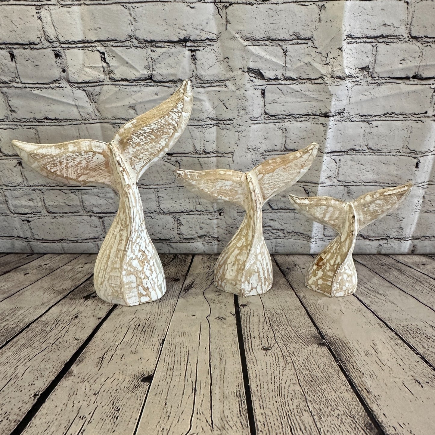 35cm x 30cm Whale Tail White Fish Wood Coastal Ocean Bathroom Decoration