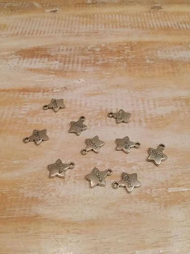 Star Spanish "Dream" Charms x 10 A Pack