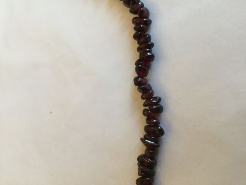 Garnet Stone Chip Beads 90cm