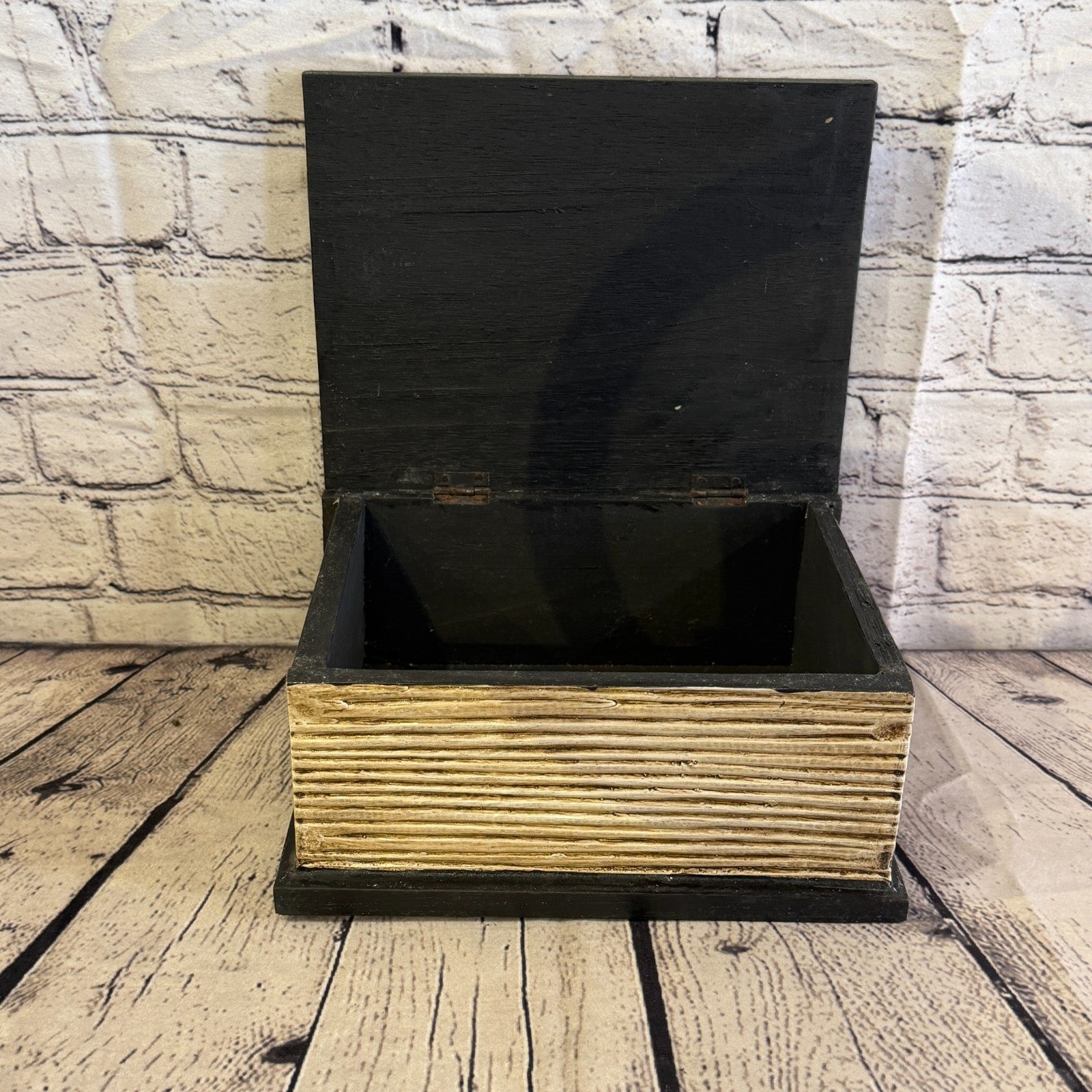22cm x 18cm x 10cm Book Wood Gothic Skeleton Skull Coffin Jewellery Trinket Box6