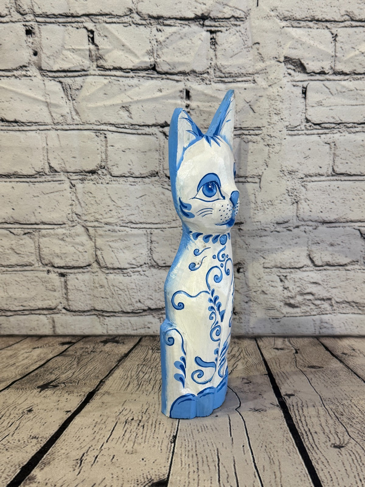 30cm Blue White Flower Wooden Shabby Cat Statue Ornament Fair Trade Handcarved2