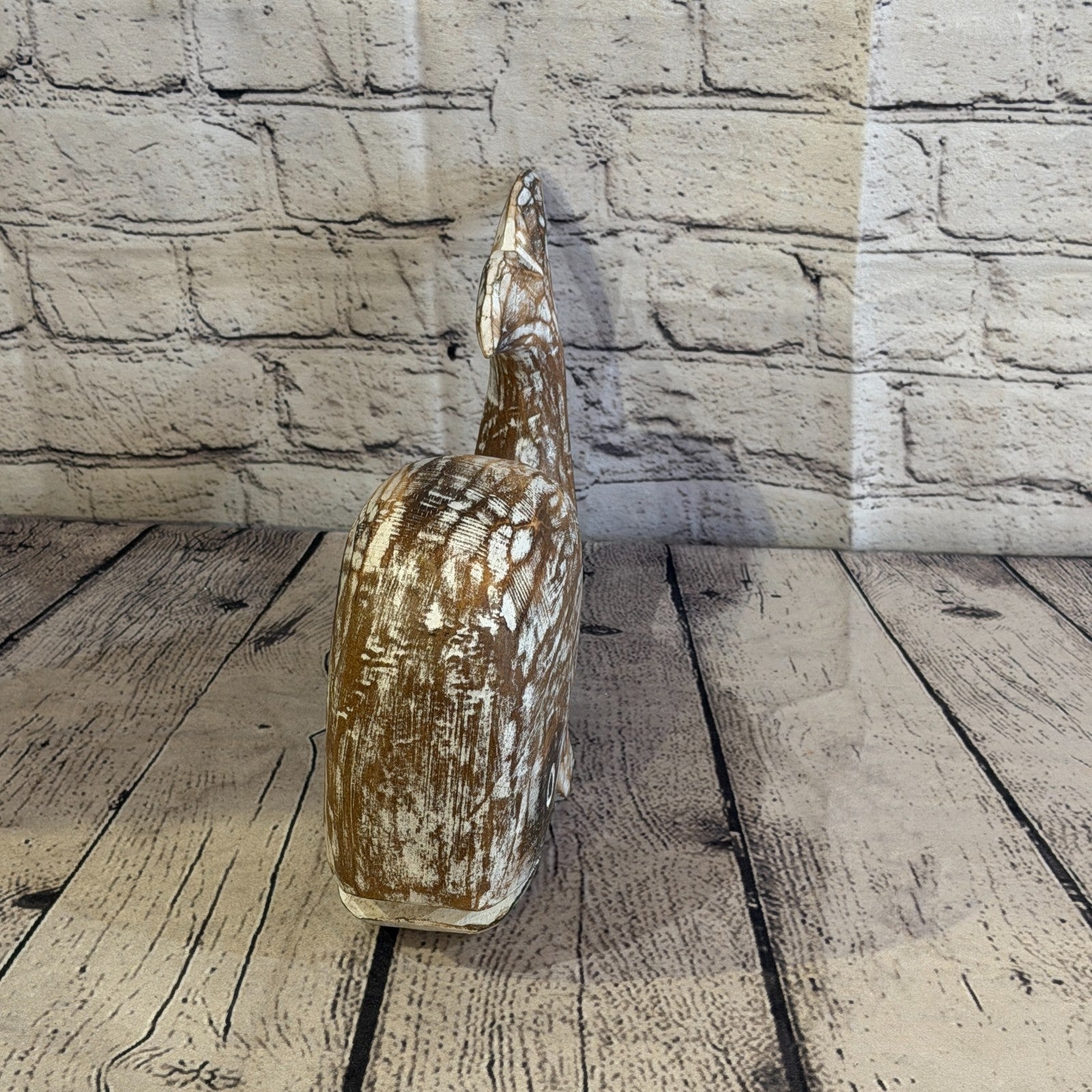 30cm x 15cm Whale Brown Fish Wood Coastal Ocean Bathroom Decoration1