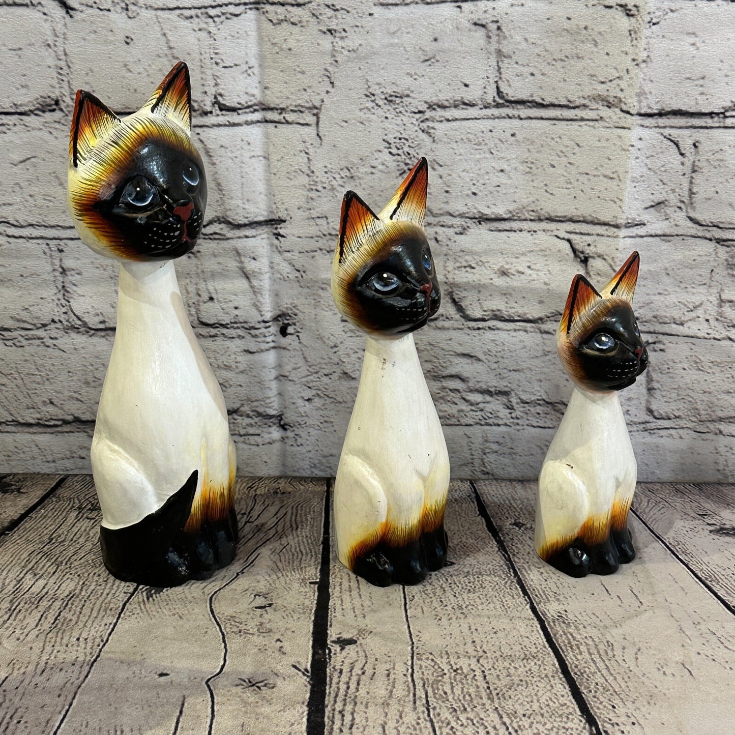 25cm x 7cm Siamese Sitting Bobble Style Painted Wooden Hand Carved Cat Wooden9