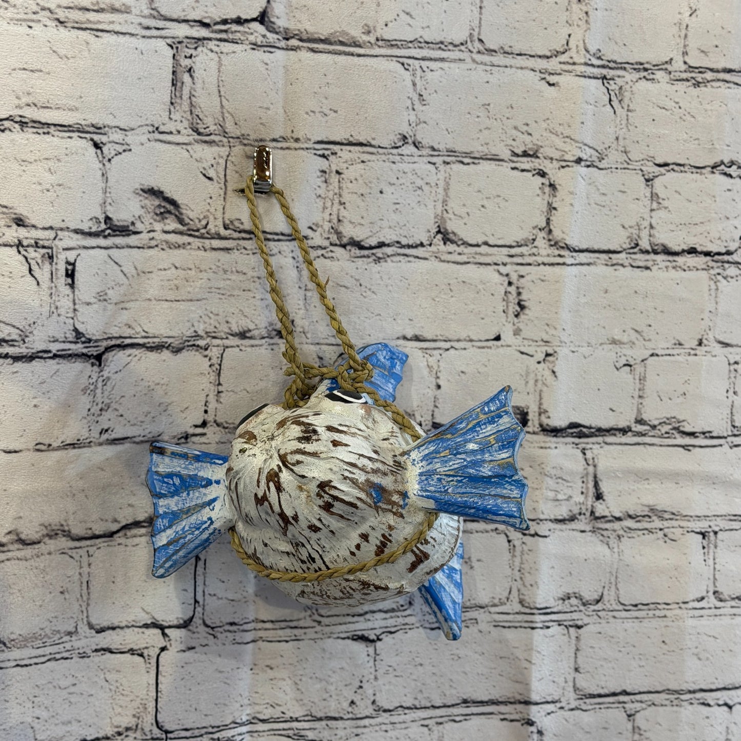 White Blue Fins Folk Art Painted Puffer Fish Coconut Shell Ornaments Hanging8