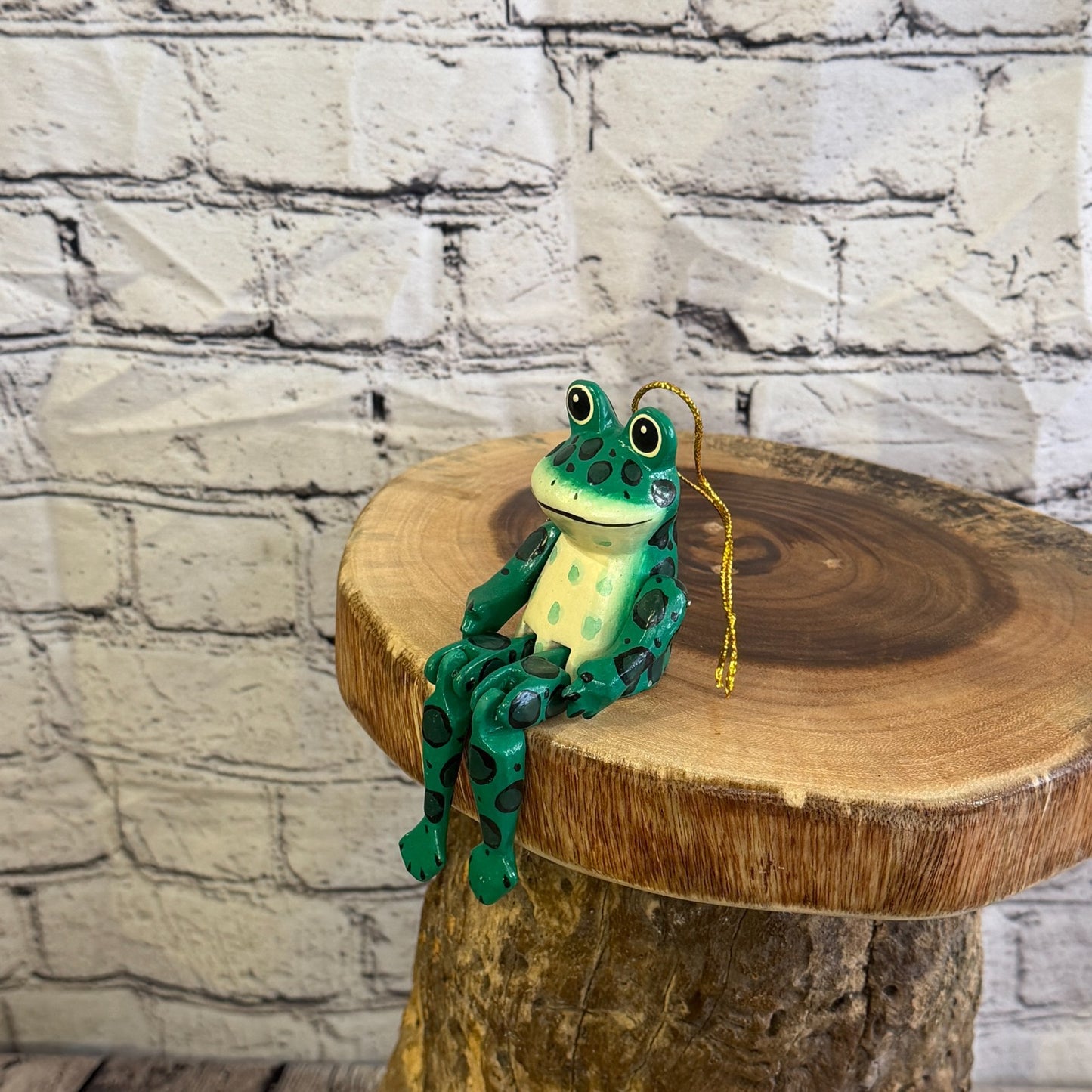 10cm Green Frog Sitting Animal Wooden Shelf Ornament Handmade Fairtrade8