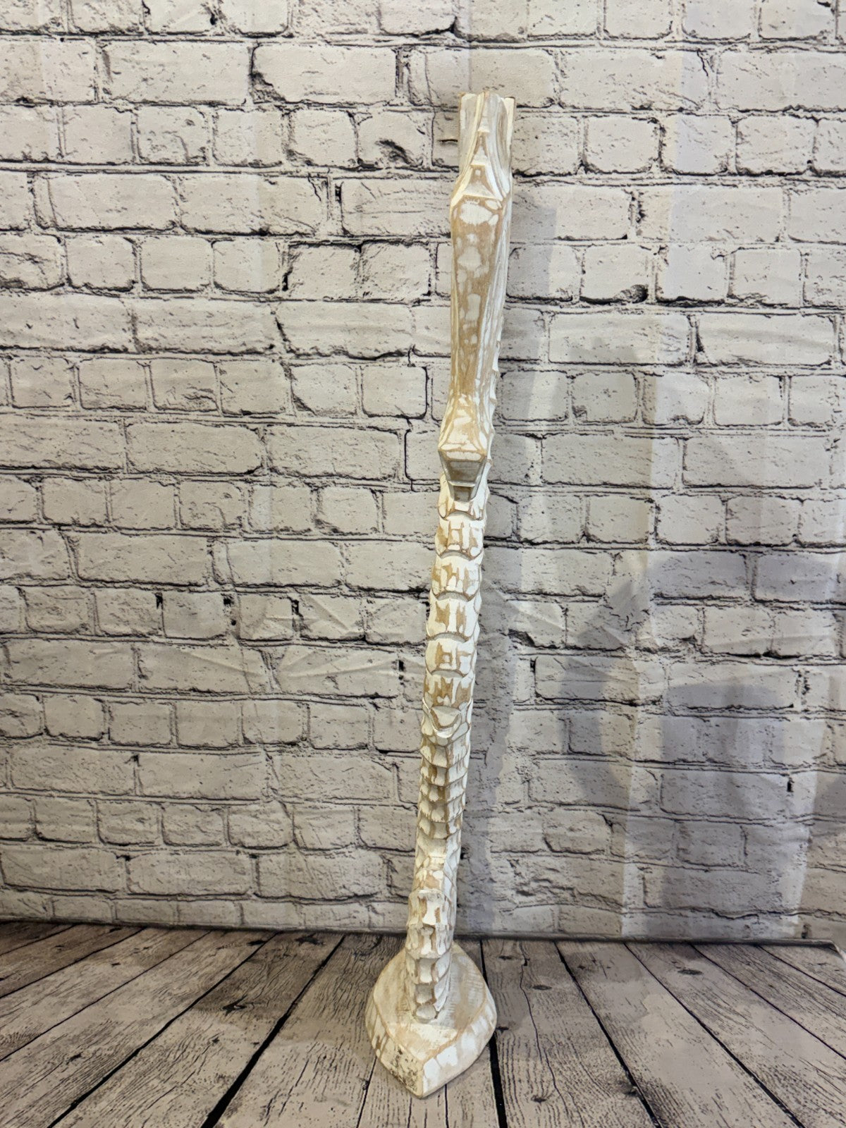 80cm White Wooden Shabby Seahorse Statue Ornament Fair Trade Handcarved1