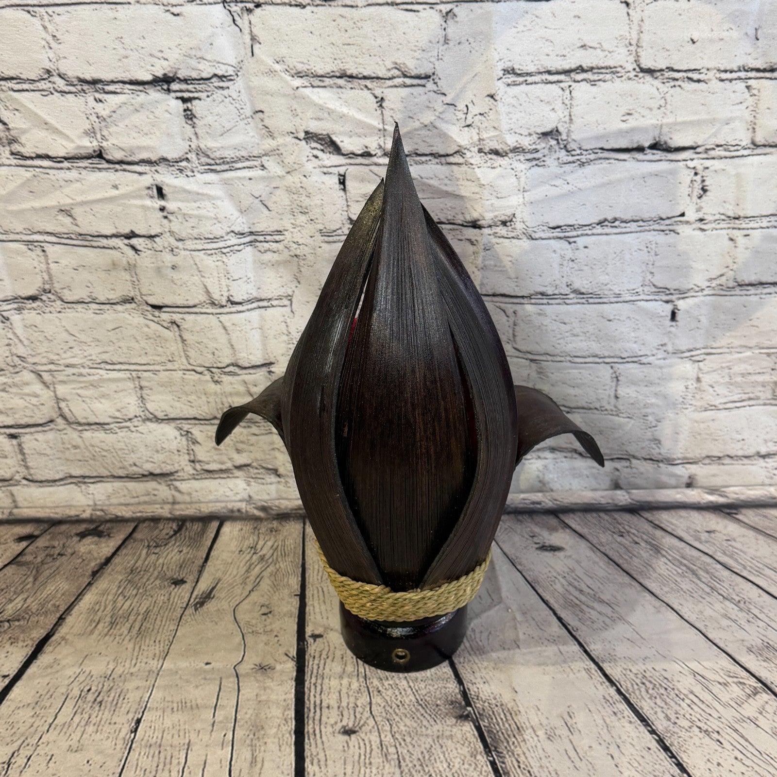 Red Light Brown Natural 40cm Tall Leaf Lamp Twist LED UK Mains Plug Design 54