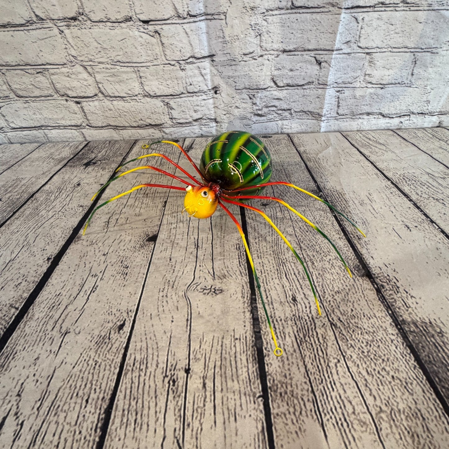 35cm x 20cm Small Colourful Green Spider Metal Tin Standing Ornament Statue0