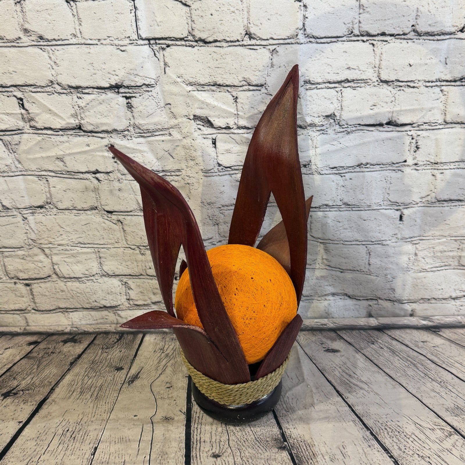 Orange Light Red Natural 45cm Tall Leaf Lamp Twist LED UK Mains Plug Design 42