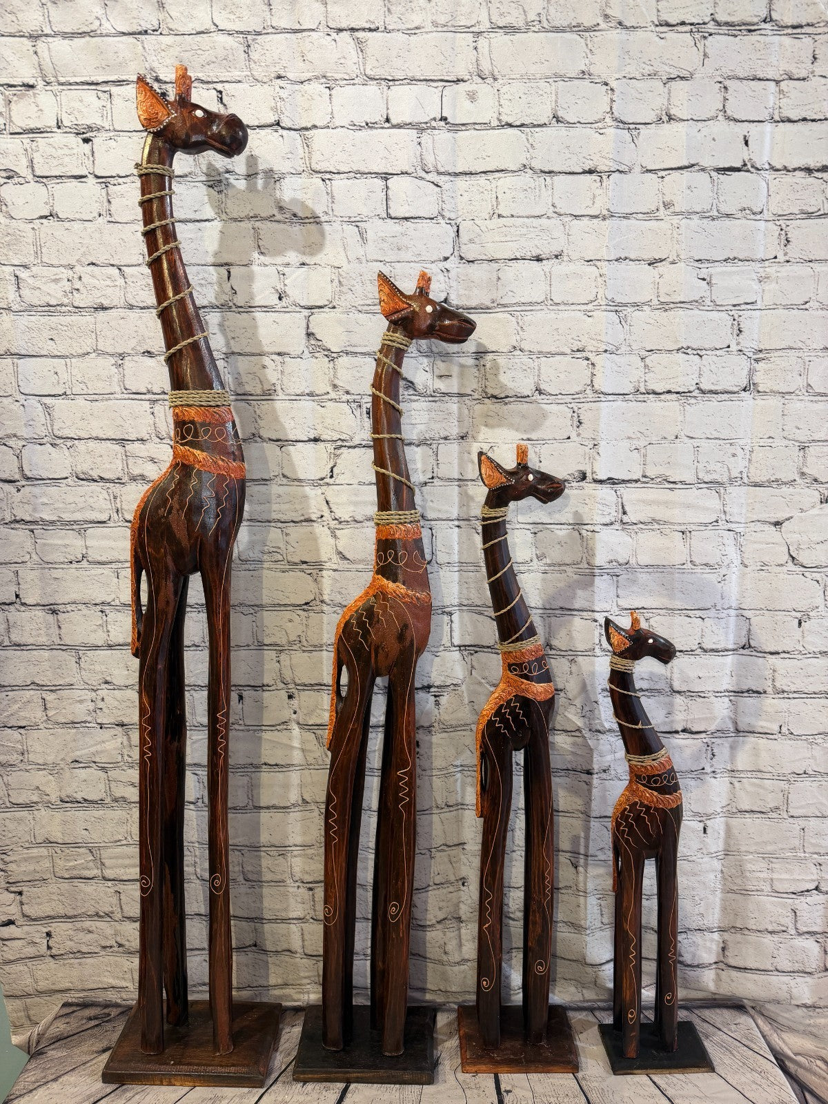 120cm Brown Wooden Giraffe Standing Single Carved Solid Wood Giraffe Handmade8