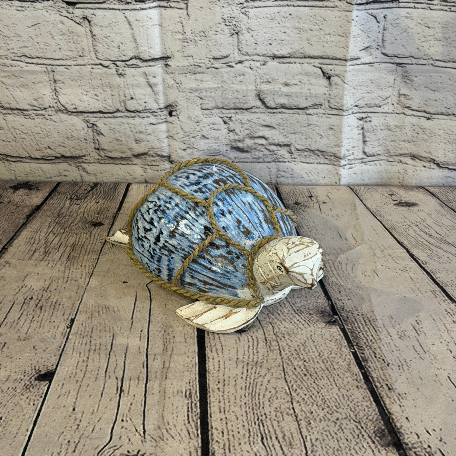 Blue Body White Folk Art Painted Turtle Coconut Shell Ornaments Hanging Decor2