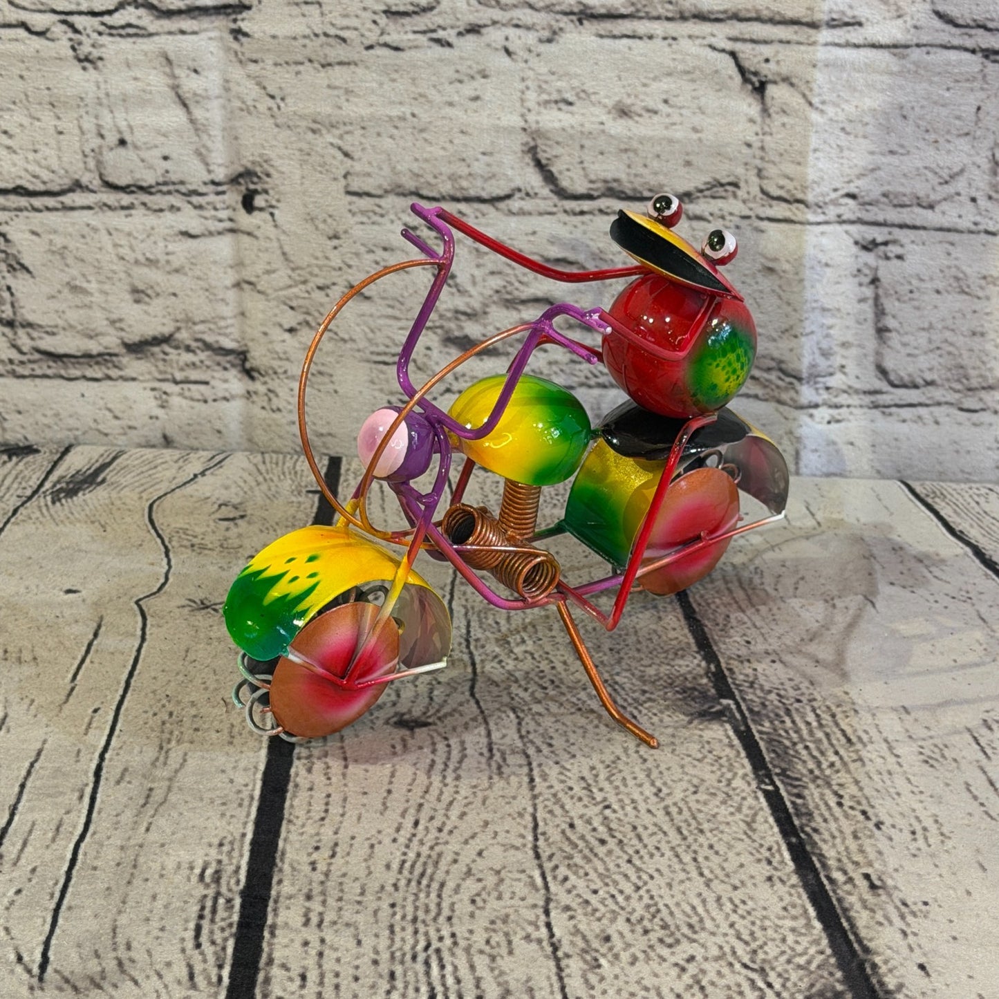 18cm x 15cm Frog Riding Motorbike Red Metal Tin Wall Hanging Ornament Statue0