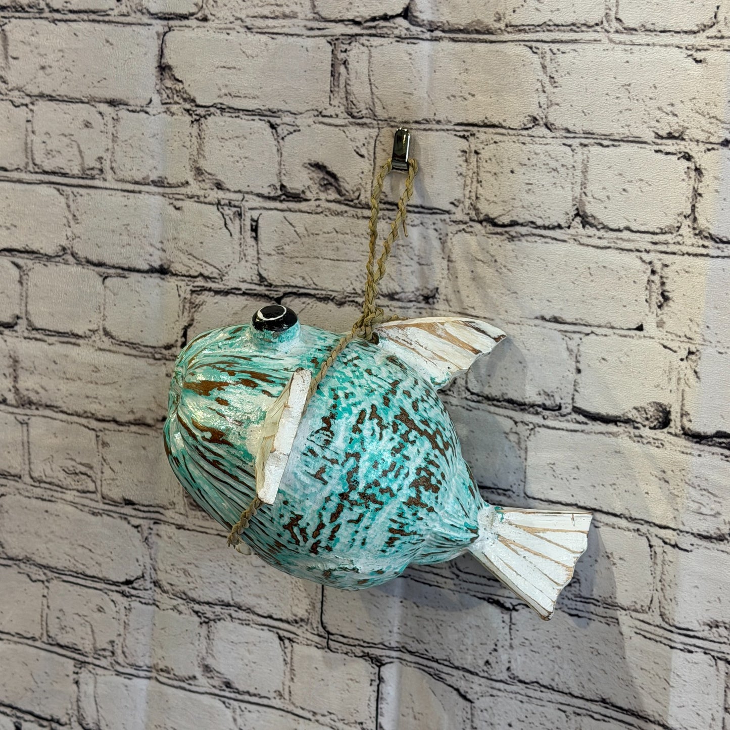 Green White Fins Folk Art Painted Puffer Fish Coconut Shell Ornaments Hanging9