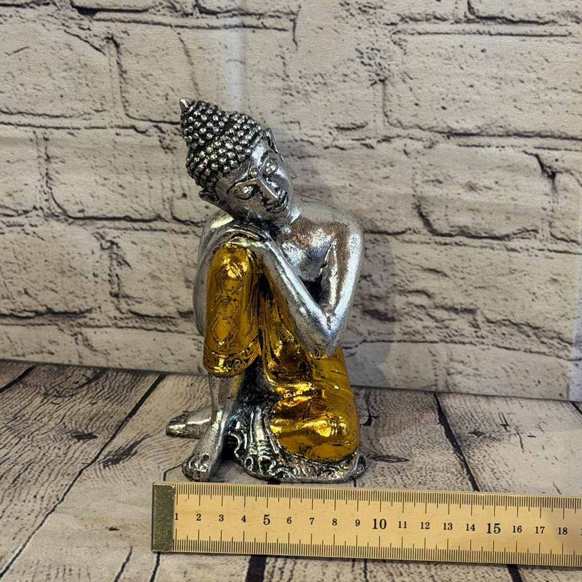 Gold & Silver 20cm x 10cm Thai Kneeling Buddha Sitting  Statue Resin Hindu6