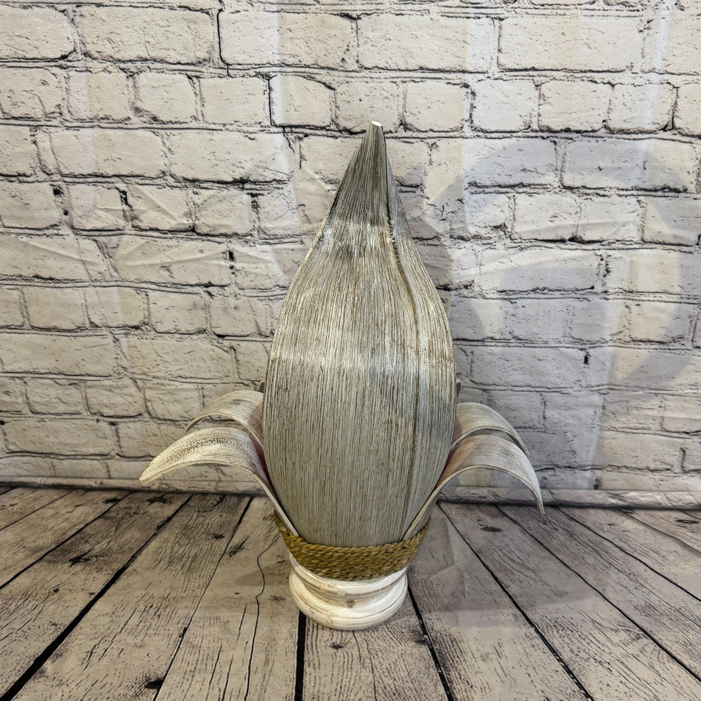Red Light White Natural 50cm Tall Leaf Lamp Twist LED UK Mains Plug Design 74