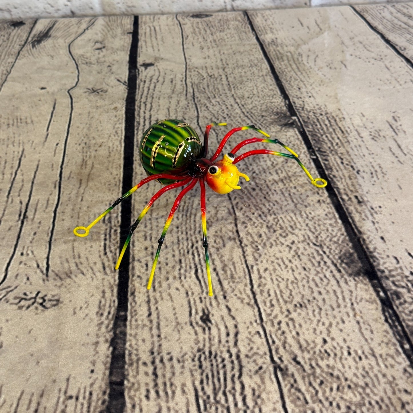 15cm x 10cm Small Colourful Green Spider Metal Tin Standing Ornament Statue2