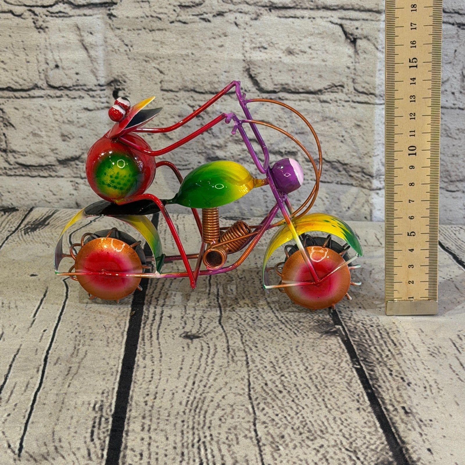 18cm x 15cm Frog Riding Motorbike Red Metal Tin Wall Hanging Ornament Statue5