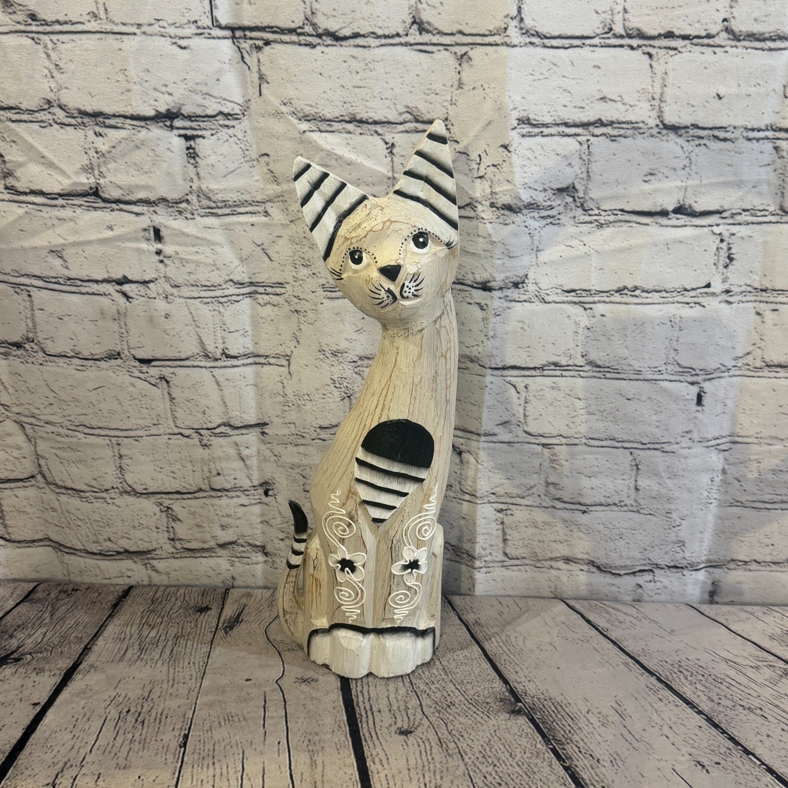 40cm White Flower Wooden Shabby Cat Statue Ornament Fair Trade Handcarved0