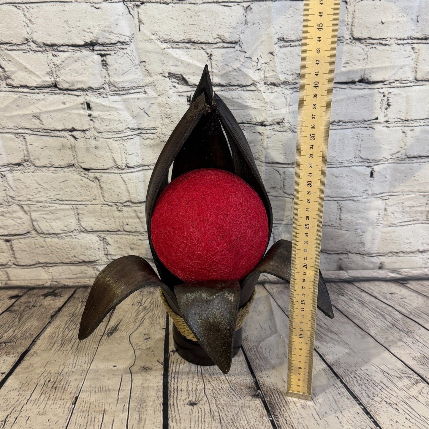 Red Light Brown Natural 40cm Tall Leaf Lamp Twist LED UK Mains Plug Design 55