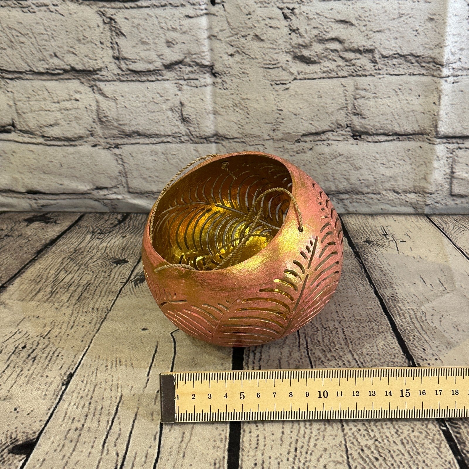 Pink Coconut Shell Hanging Basket Orchid Planter Balcony Decorative Vase Flower4