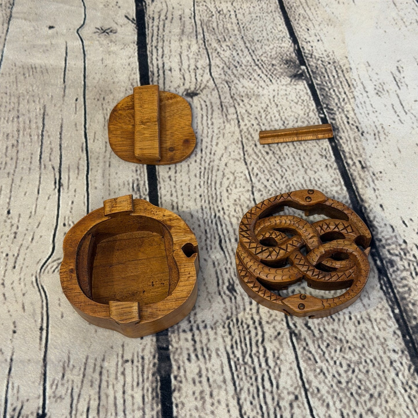 Round Two Snakes 4 Bit Wooden Puzzle Box Secret Box Magic Trinket Handmade1