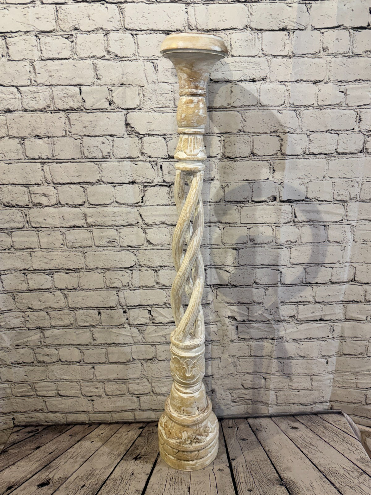 100cm x 18cm White Twist Wooden Vintage Style Candle Stand Shabby Pillar Holders2