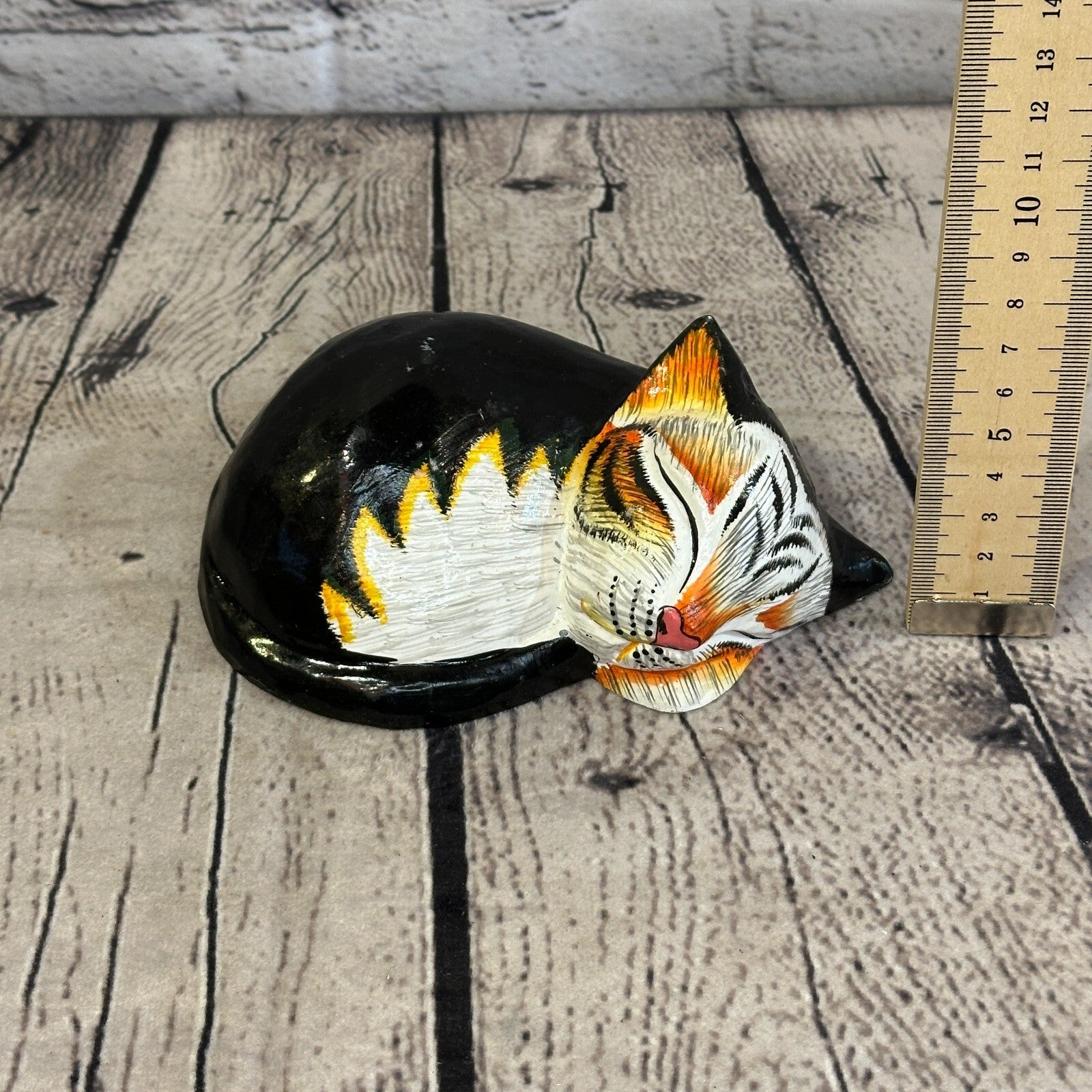 14cm Black Style Painted Wooden Hand Carved Snoozing Cat Sleeping Cat Wooden5