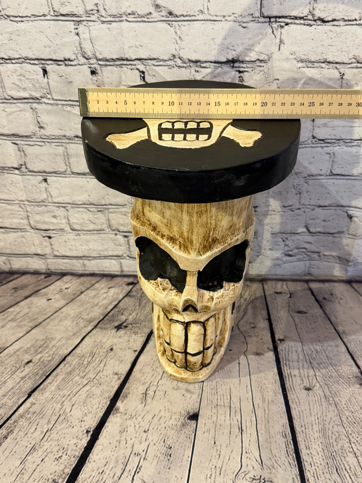 40cm x 25cm Single Skull Round Wooden Coffee Table Bar Restaurant Garden Pub5