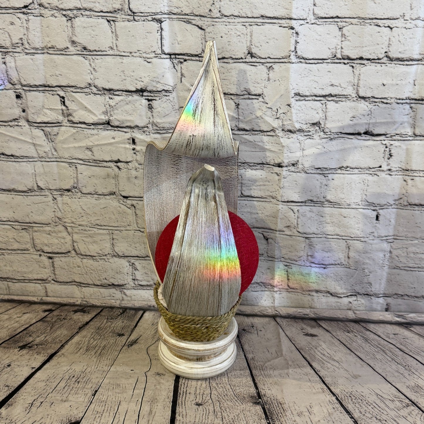 Red Light White Natural 50cm Tall Leaf Lamp Twist LED UK Mains Plug Design 101