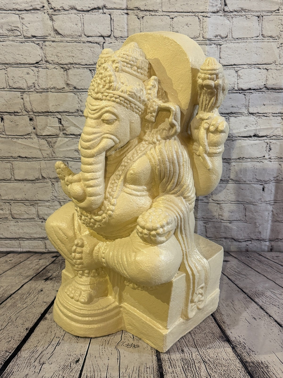 White 60cm x 35cm Thai Ganesha God On Base Hollow Statue Resin Hindu0