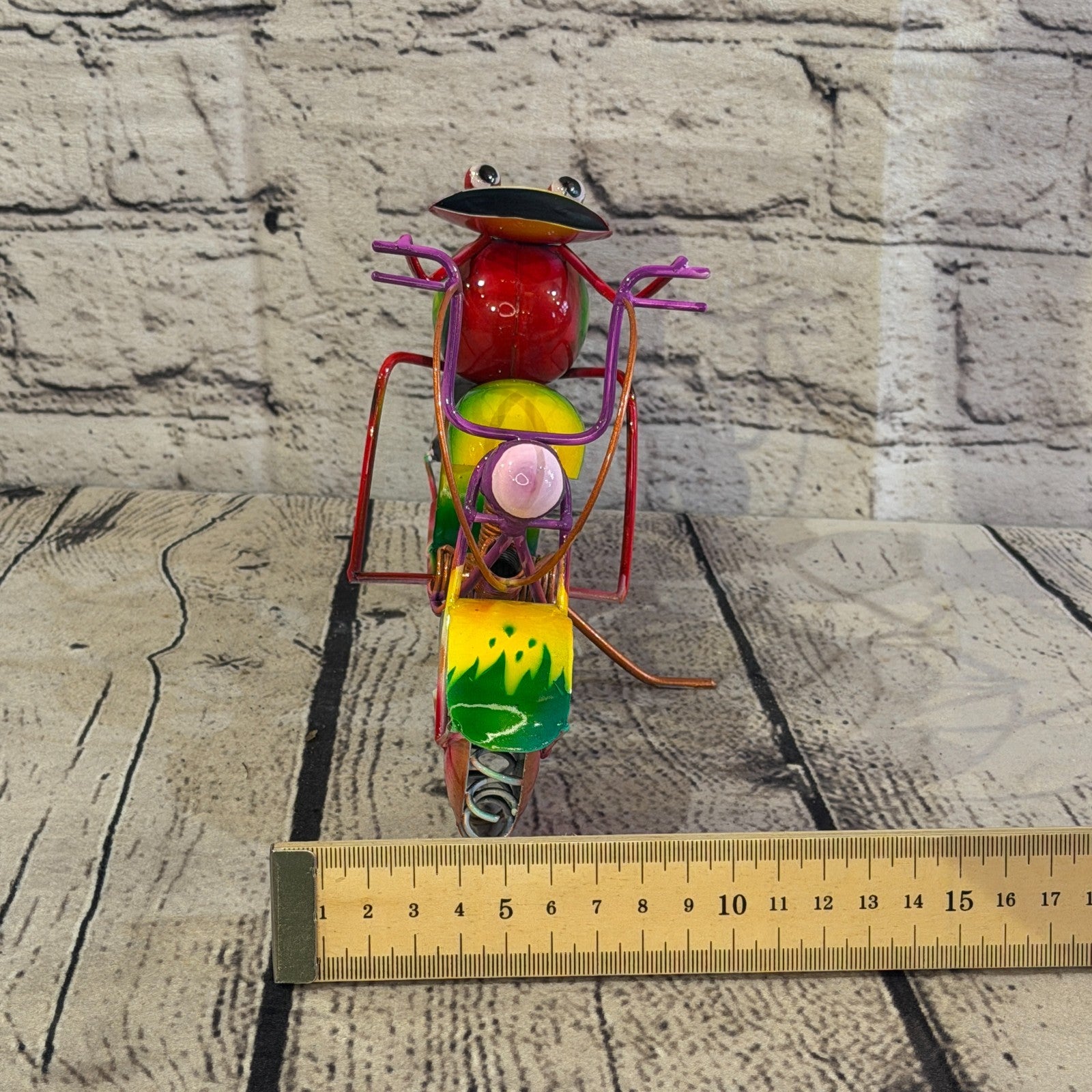 18cm x 15cm Frog Riding Motorbike Red Metal Tin Wall Hanging Ornament Statue7
