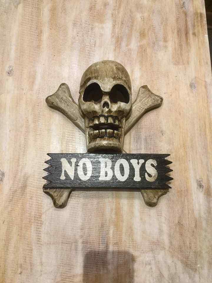 Skull & Crossbones No Boys Pirate Sign Door Plaque 20cm x20cm Handmade Wood1