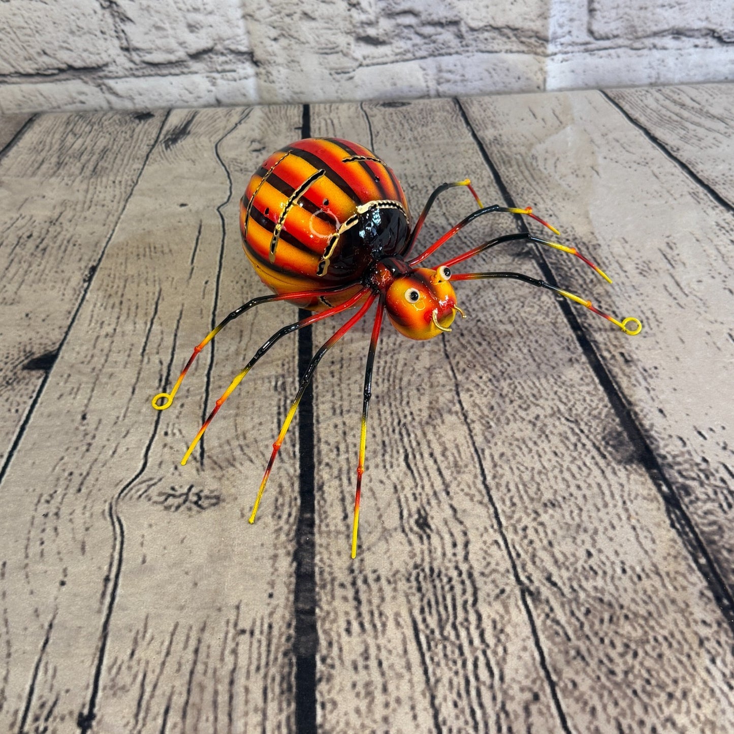 20cm x 15cm Small Colourful Orange Spider Metal Tin Standing Ornament Statue2