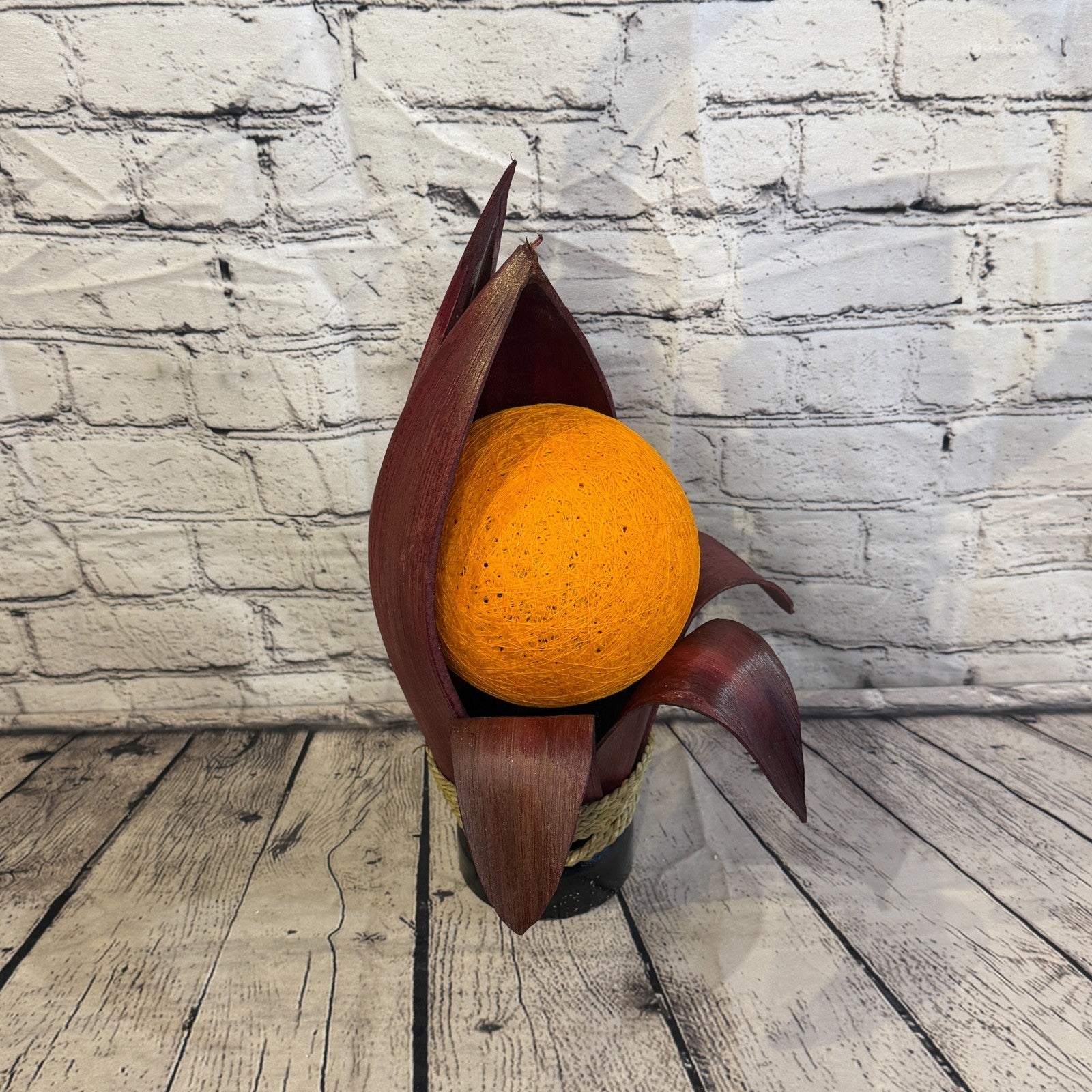 Orange Light Red Natural 40cm Tall Leaf Lamp Twist LED UK Mains Plug Design 52