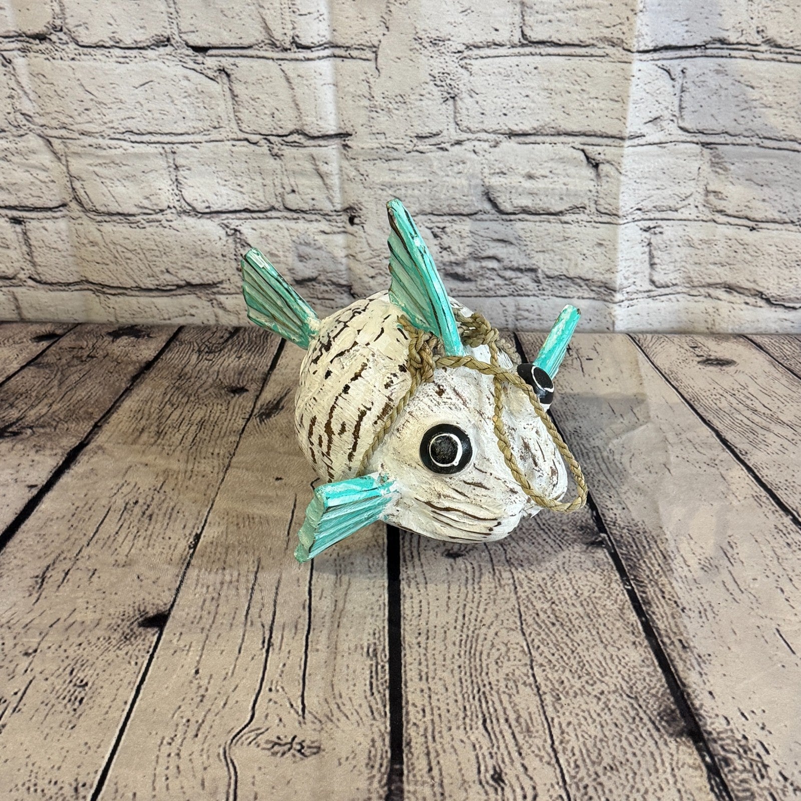 White Green Fins Folk Art Painted Puffer Fish Coconut Shell Ornaments Hanging2