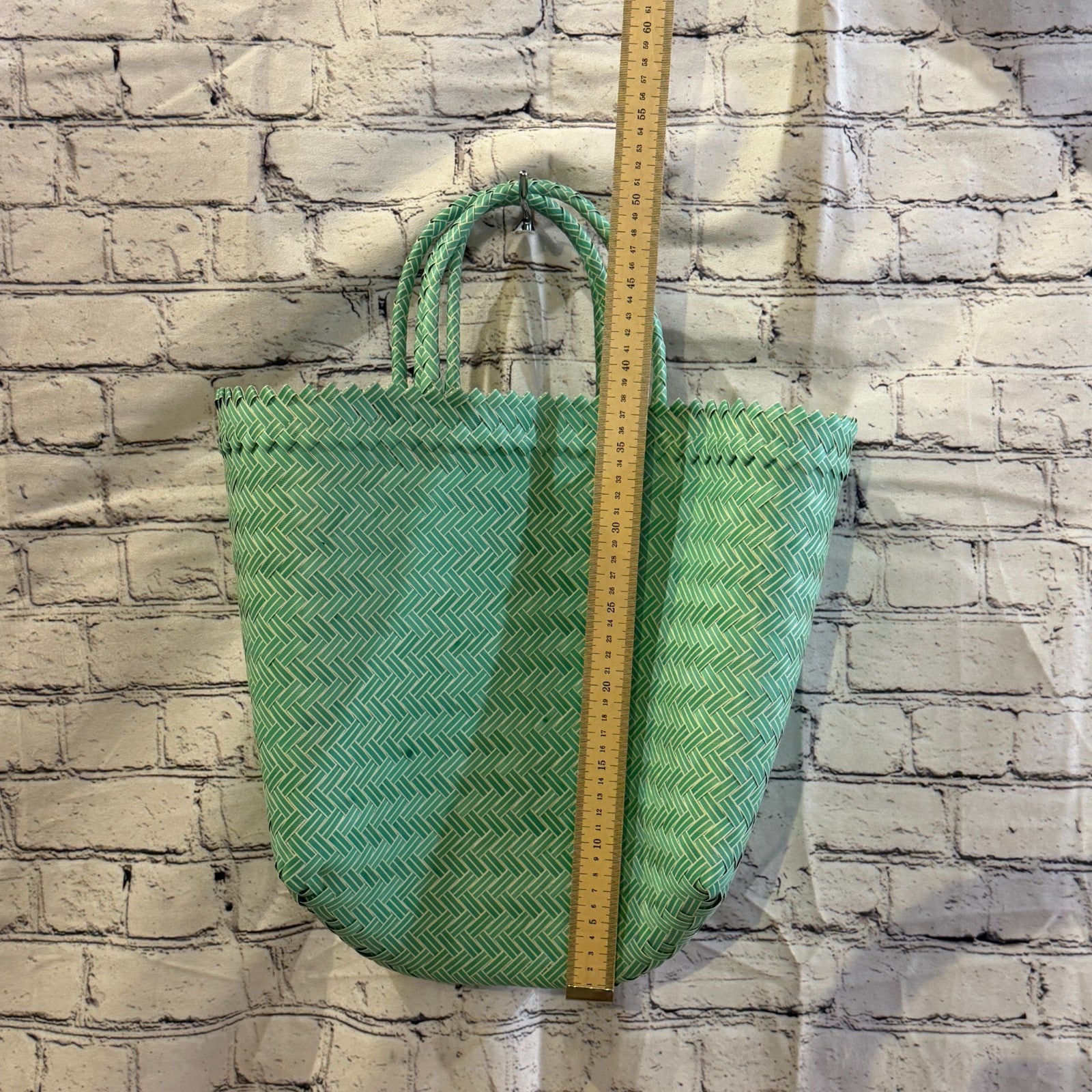 Green 40cm Handwoven Tote Bag Recycled Plastic Eco-Friendly Market Beach4