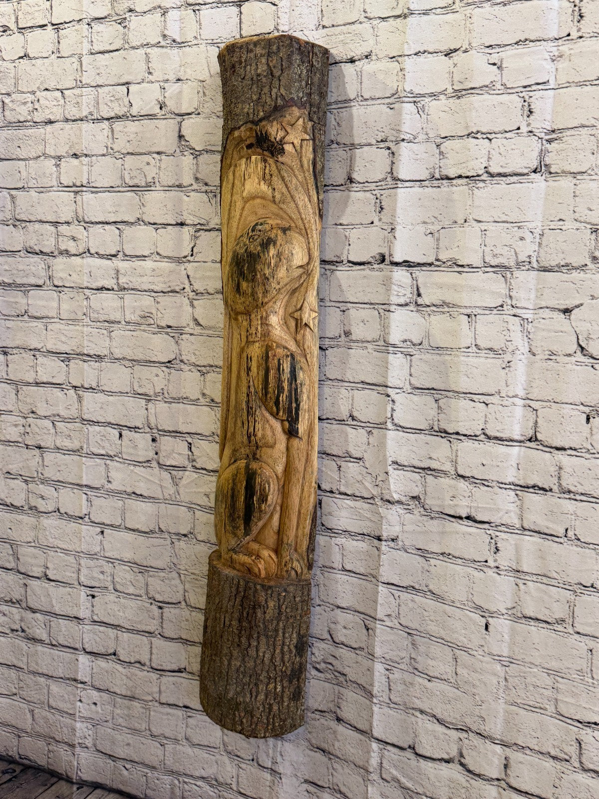 Hare Rabbit Looking At Moon 100cm Hand Carved Wizard Tree Trunk Wood Fairtrade2