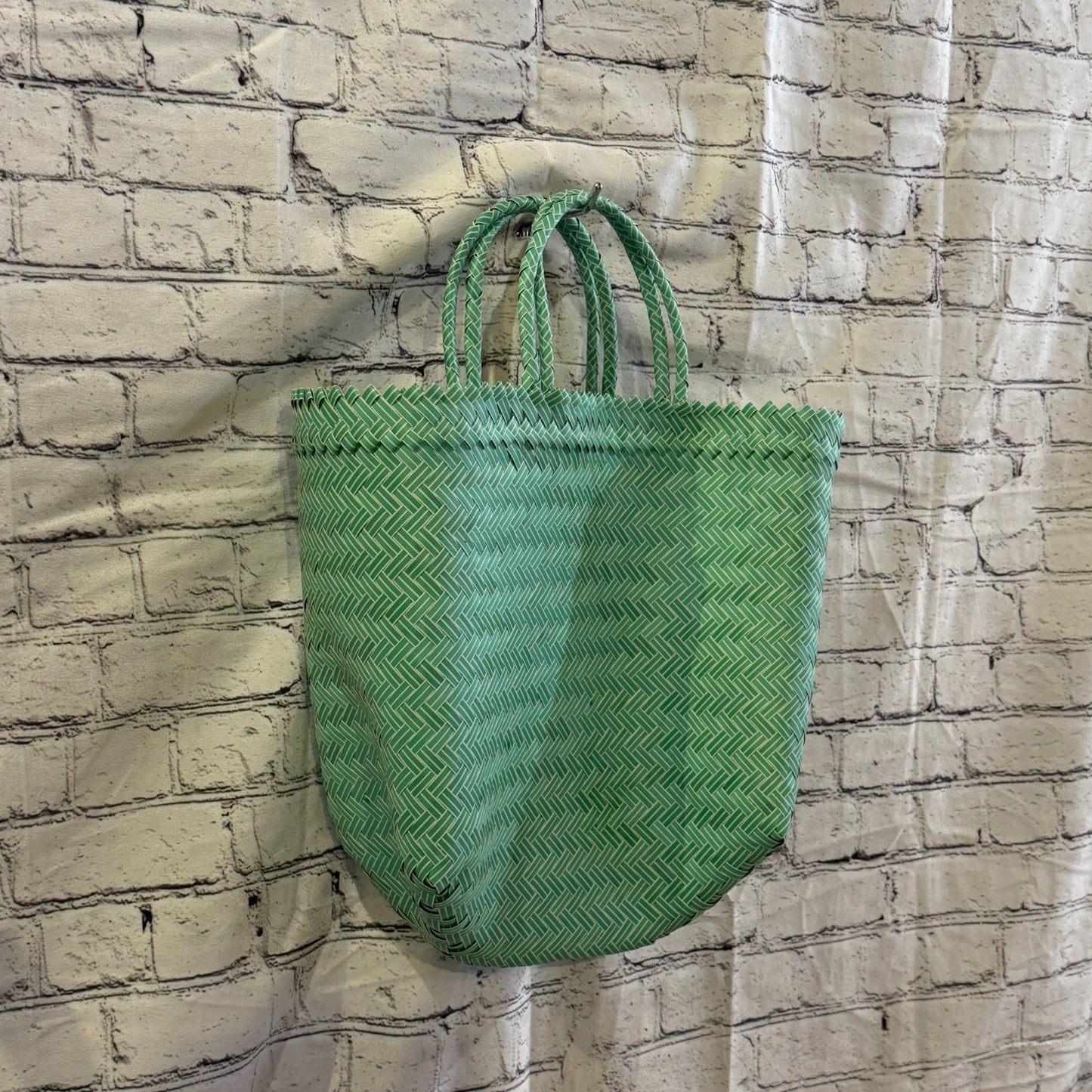 Green 40cm Handwoven Tote Bag Recycled Plastic Eco-Friendly Market Beach0