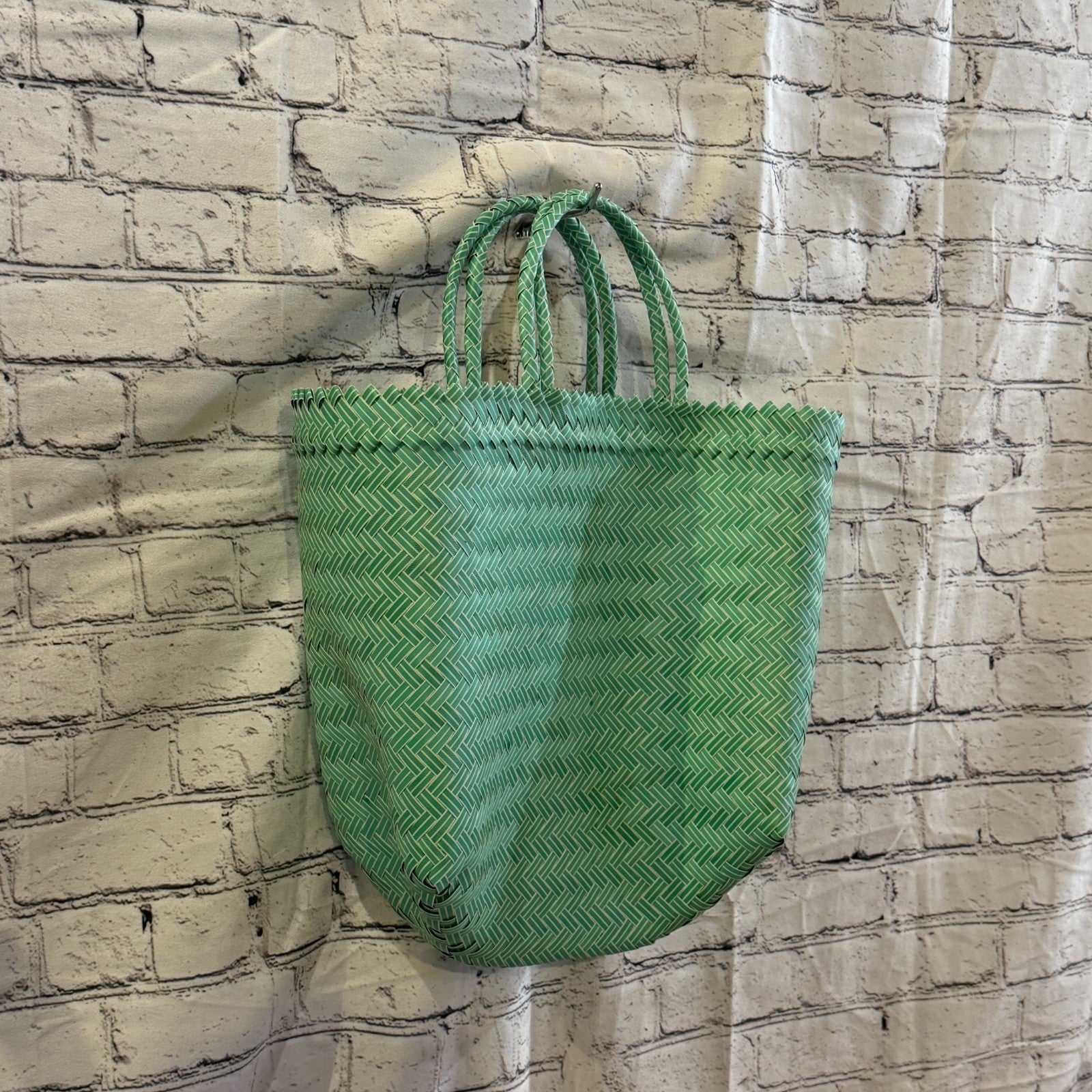 Green 40cm Handwoven Tote Bag Recycled Plastic Eco-Friendly Market Beach0