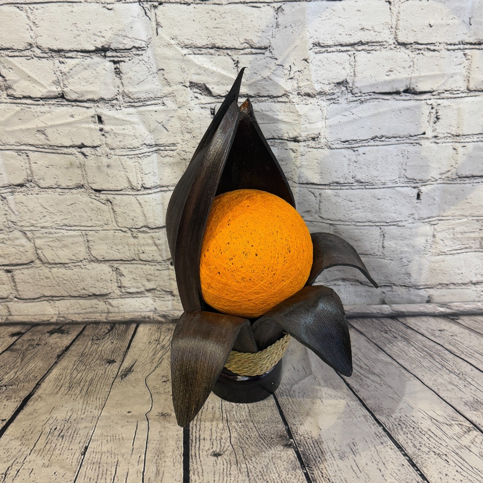 Orange Light Brown Natural 40cm Tall Leaf Lamp Twist LED UK Mains Plug Design 52