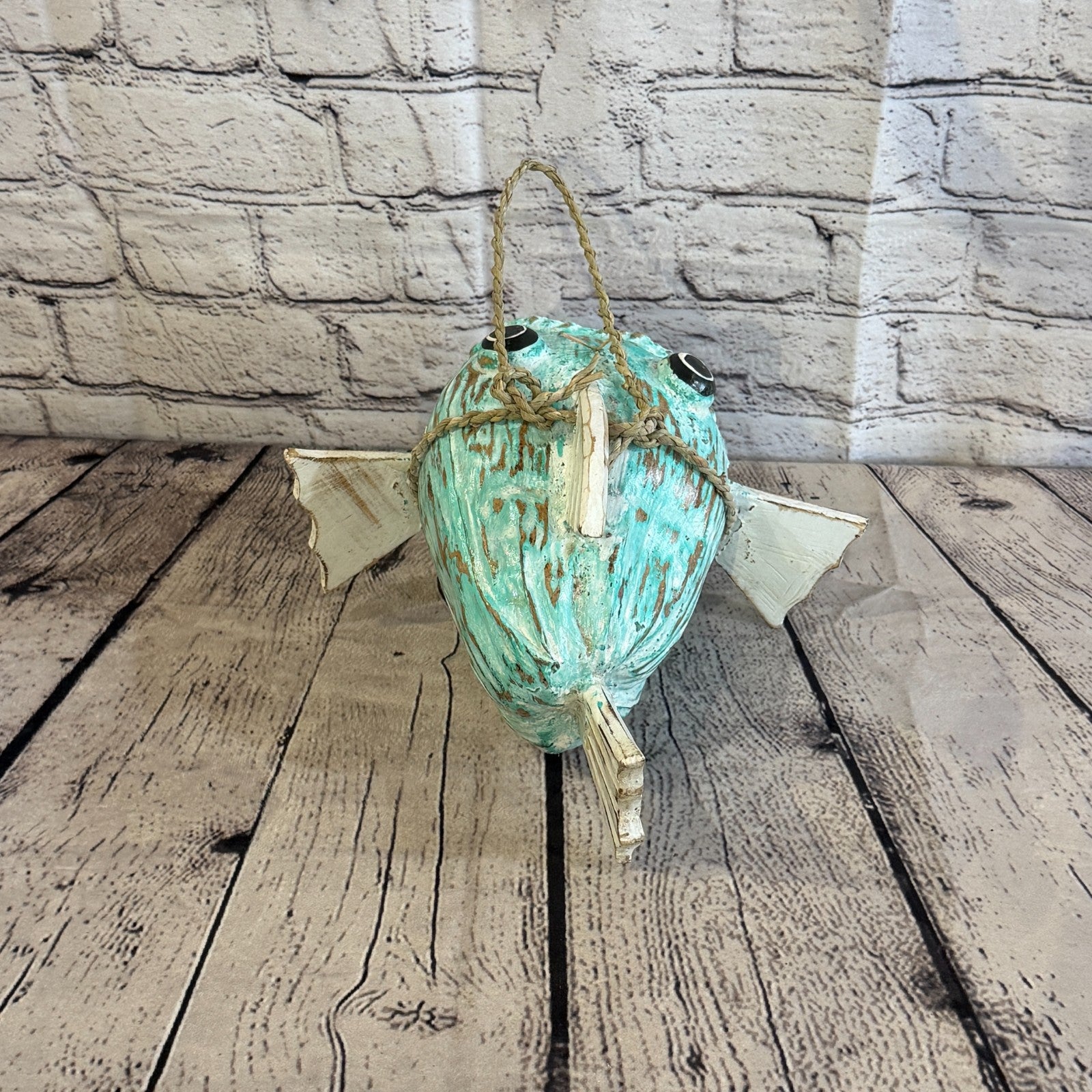 Green White Fins Folk Art Painted Shark Fish Coconut Shell Ornaments Hanging4