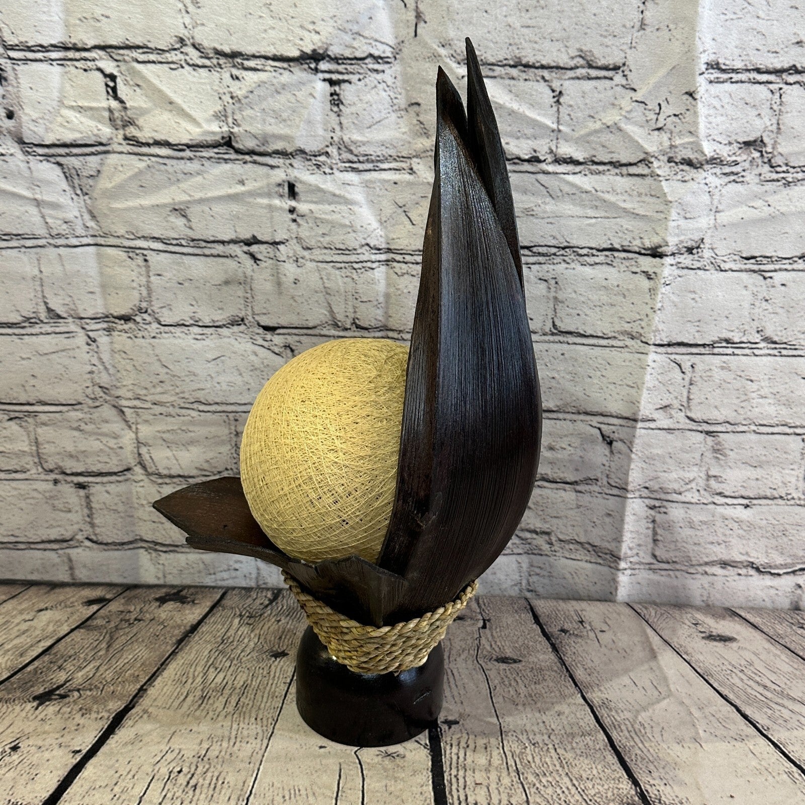 White Brown Leaf Natural 40cm Tall Leaf Lamp Twist LED UK Mains Plug Design 92