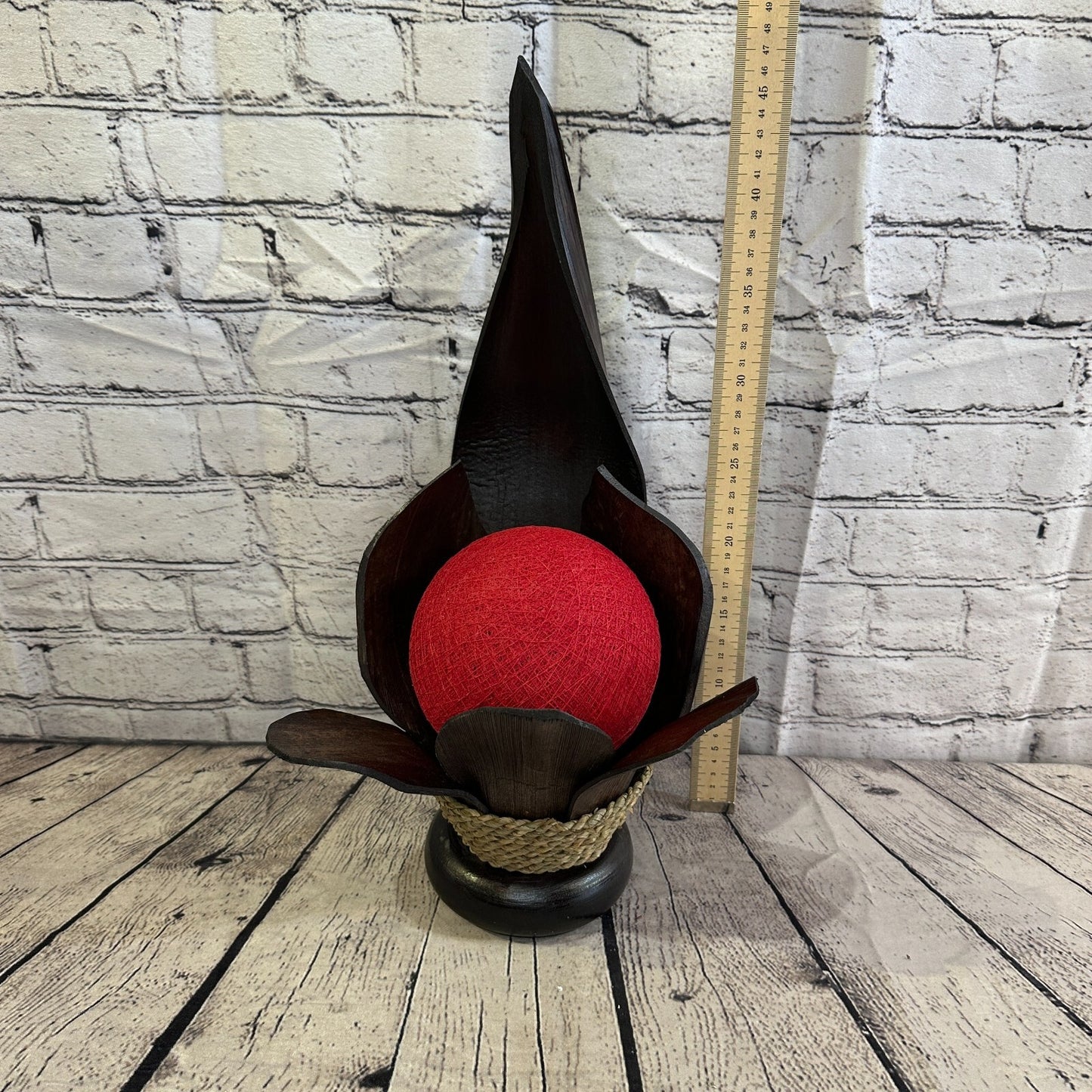 Red Brown Leaf Natural 45cm Tall Leaf Lamp Twist LED UK Mains Plug Design 74