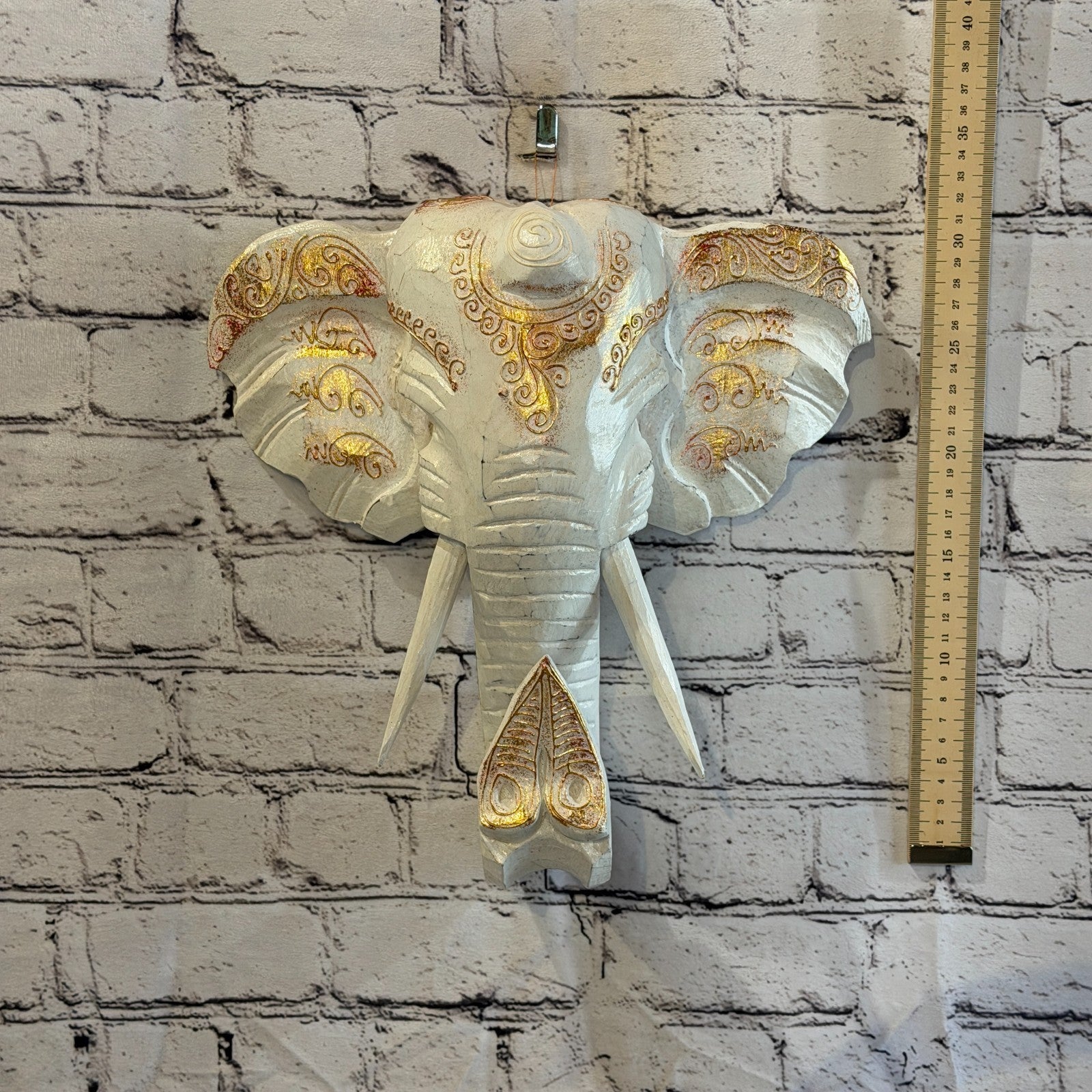 30cm x 30cm White Gold Painted Wood Elephant Head Wall Mounted Art Shabby4