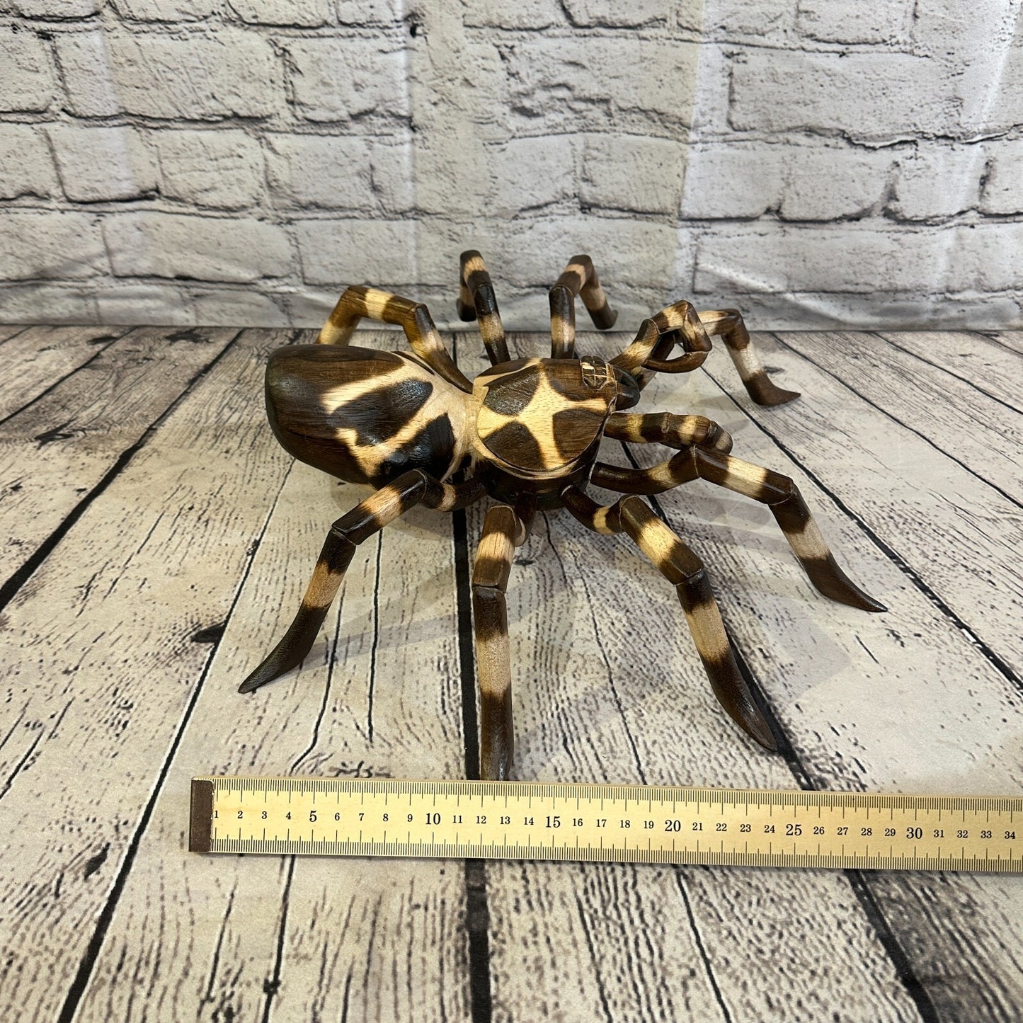 40cm x 35cm Wooden Spider Carving Hand Carved Walking Spider Tarantula Statue9