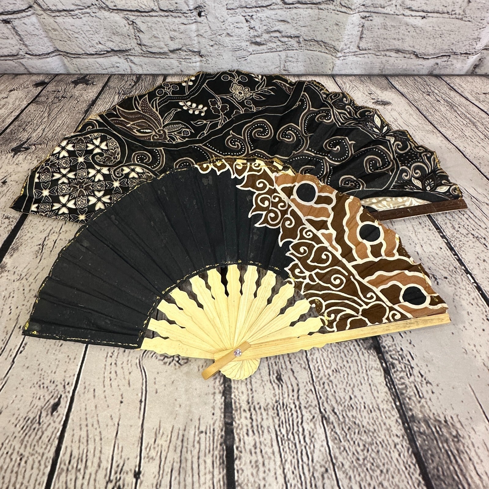 45cm x 25cm Handheld Folding Fans Fabric Fan Bamboo Dance Party Wedding Cosplay5